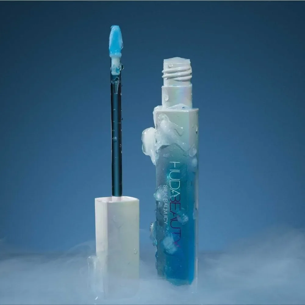 Huda Beauty ICY Plumping Silk Lip Balm (Cool Toned Blue)